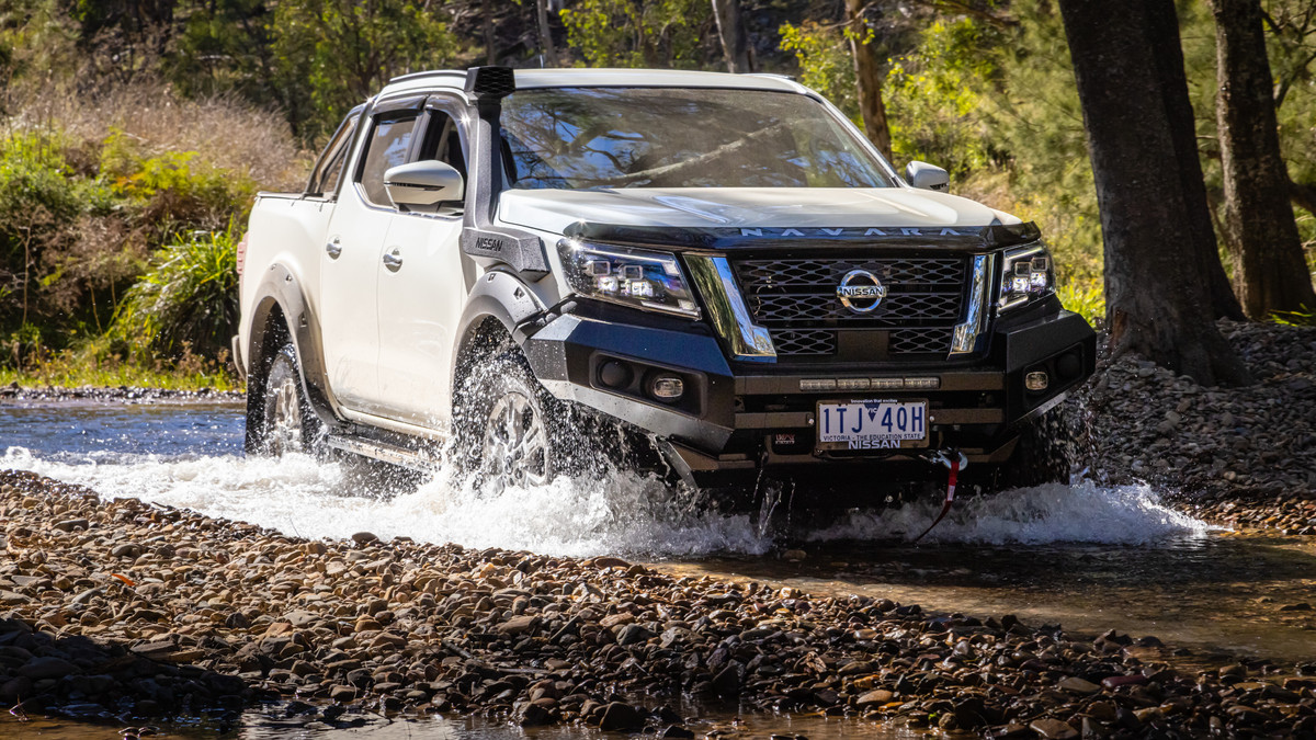 nissan navara2020 1